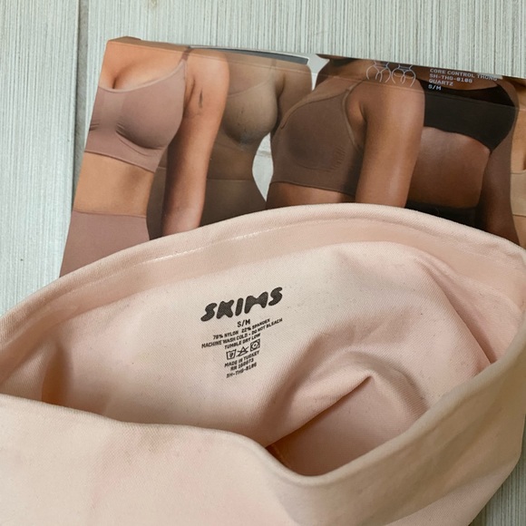 Rose Quartz Skims Core Control Thong Shapewear - Picture 6 of 6